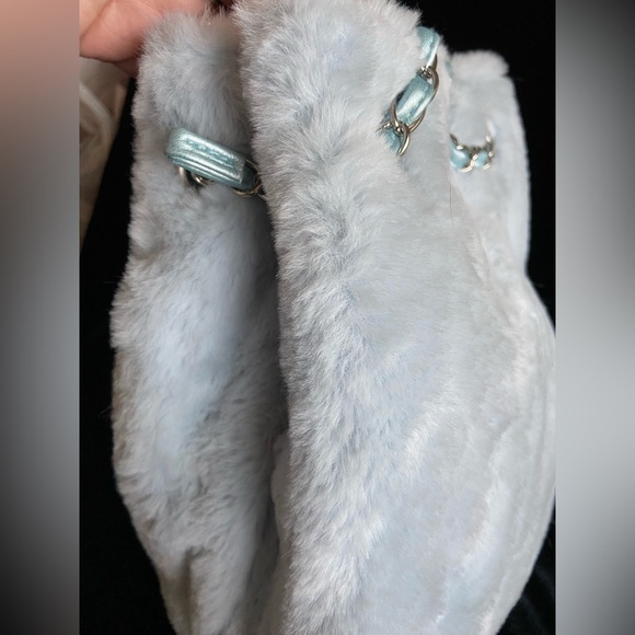 Geir-Ness Norsk Sno Purse Handbag Lt Blue Chain SOFT Faux Fur - REVERSIBLE, New - Picture 5 of 12